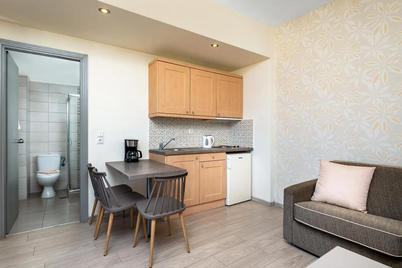Icarus Apartments Rethymno 2*,